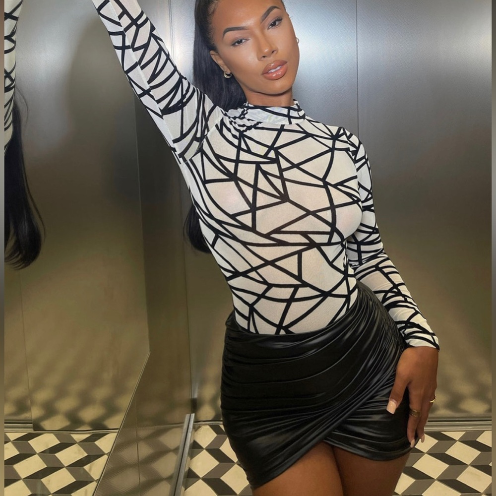 Cross Over Ruched Faux leather skirt